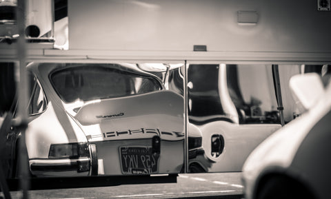 R Werk - Design - 1973 Porsche 911 Carrera RS 2.7 reflection